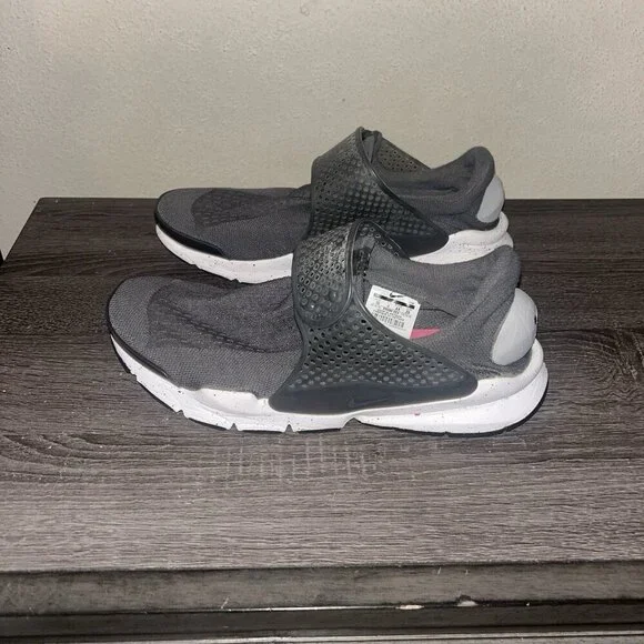 Nike Wolf Gray Sock Dart Slip On Athletic Breathable Low Top Comfort Shoes Sz 10 - Picture 5 of 8